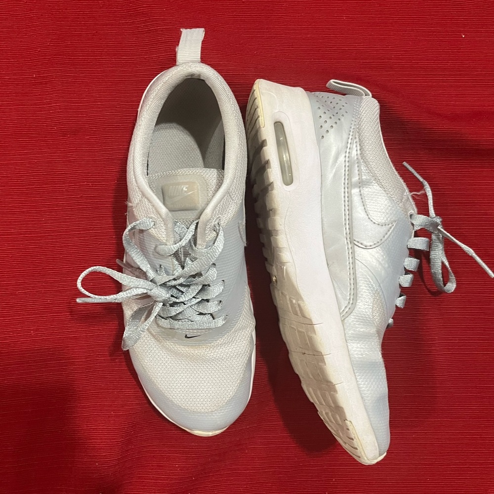 Silver Nike